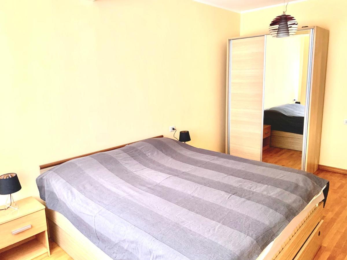 Apartment Amiryan Jerevan Exteriör bild