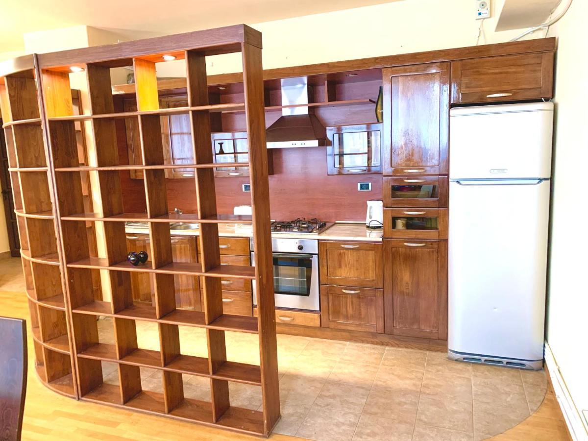 Apartment Amiryan Jerevan Exteriör bild
