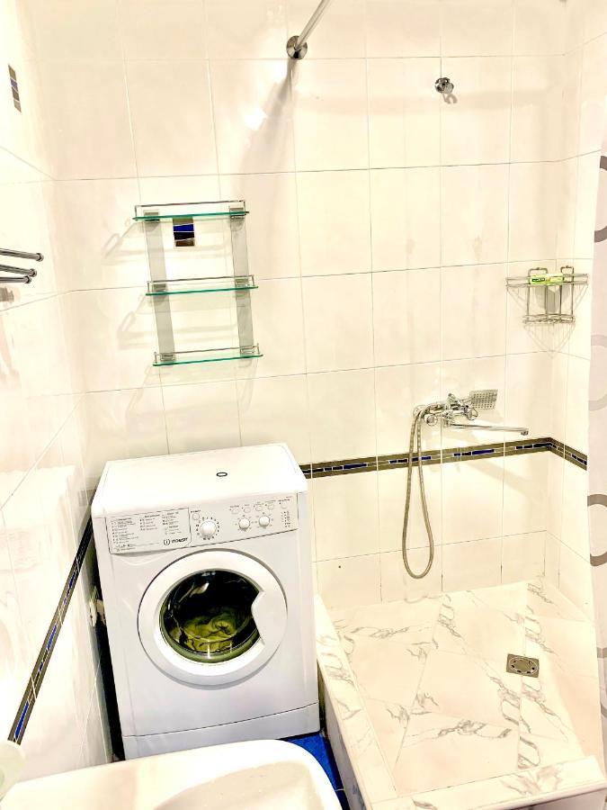 Apartment Amiryan Jerevan Exteriör bild
