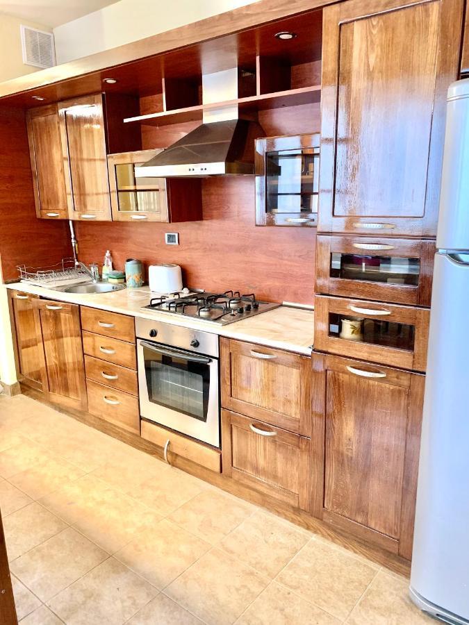 Apartment Amiryan Jerevan Exteriör bild