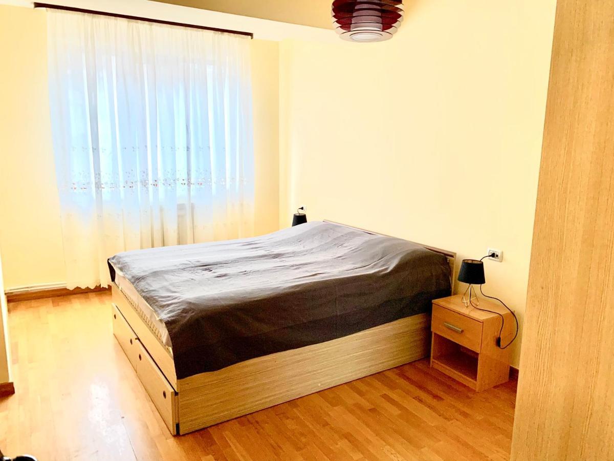 Apartment Amiryan Jerevan Exteriör bild